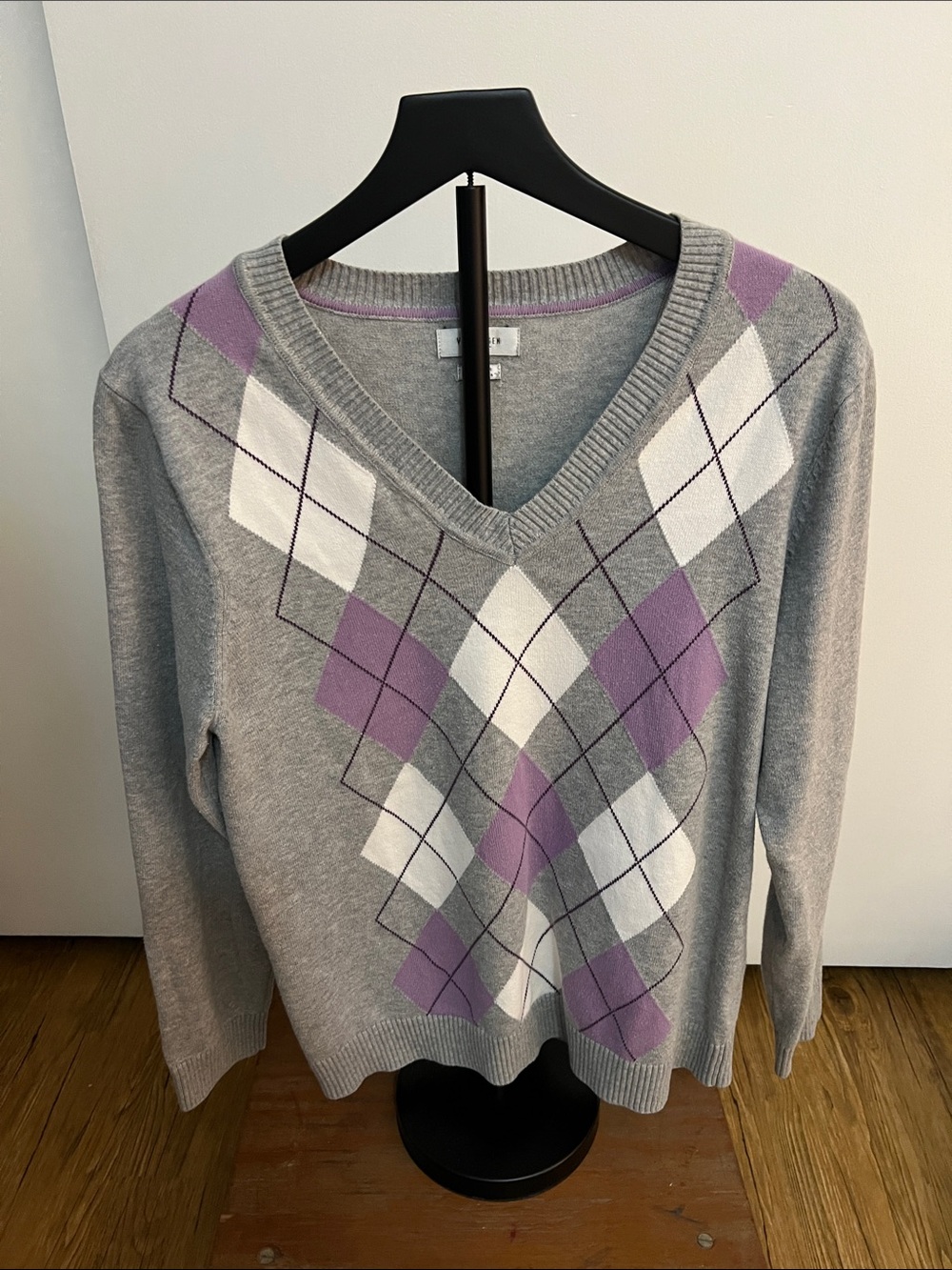 Women’s Gray and Purple Argyle V-Neck Sweater Van Heusen